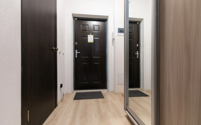 4-h mestnye apartamenty Etazhidejli UrFU