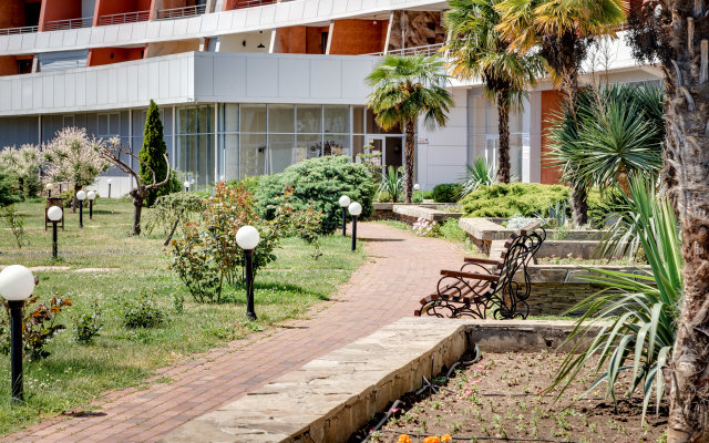 Surname Deluxe Apartments