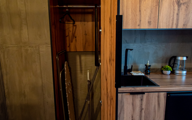 Апартаменты Бизнес Студия  на Набережной №298-3