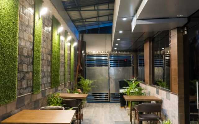 The Avenue Hotel Ballygunge