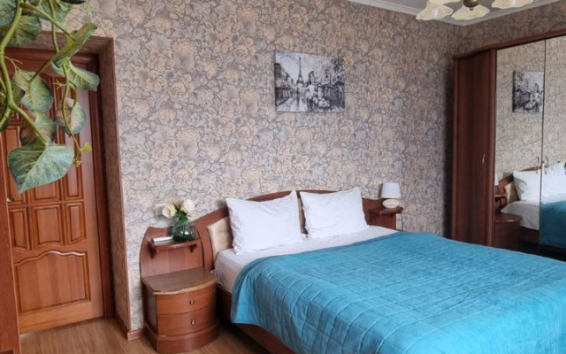 Апартаменты 140 Уютный Дом