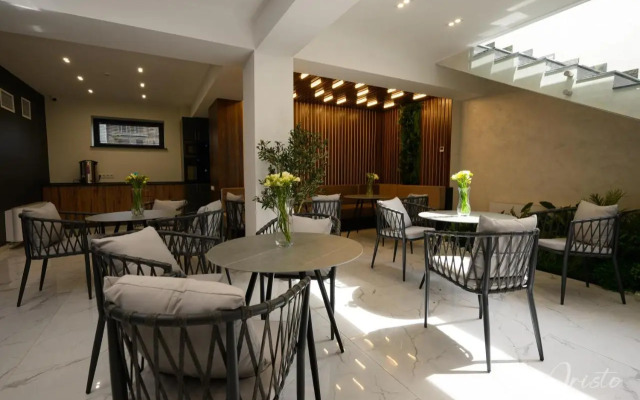 Aristo Boutique Hotel