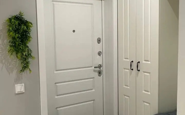 Apartments Apartamentyi GREY APARTMENT Ryadom s Tsentrom Flat