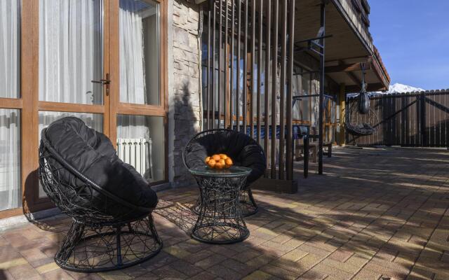 Oplot - Uyutnye s lichnoj saunoj 2 Apartments