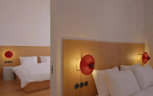 Hotel Bellhop Tbilisi