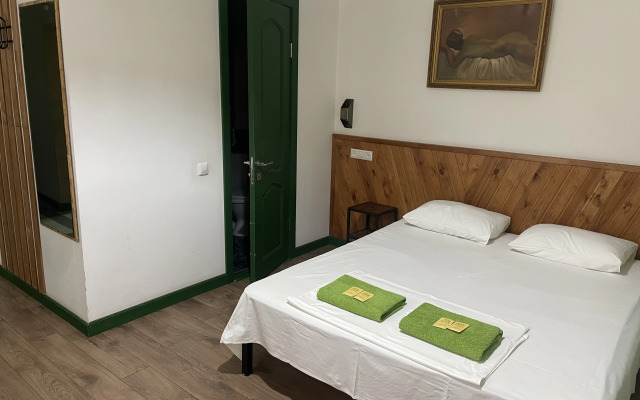 Мини-Отель Тополя