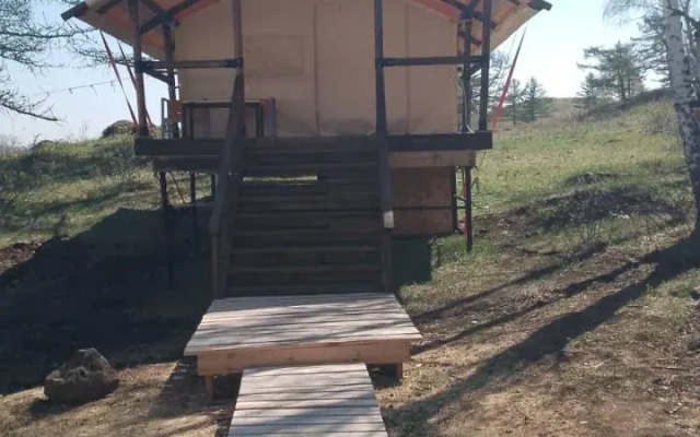 Naedine v Ecoparke Glamping