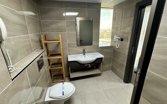 Esse Joven Hotel