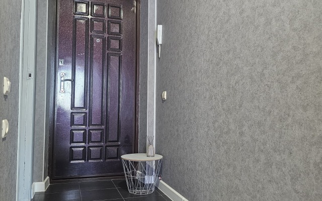 2 kom u Rivyery Flat