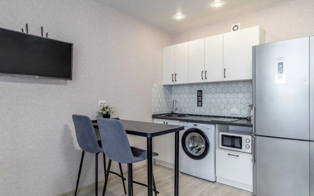 Квартира Комфортная студия с видом на проспект Первомайский