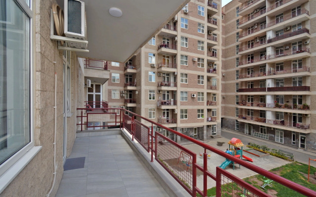 A&M White New Building Flat