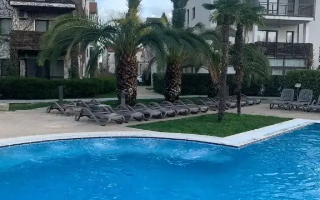 Feniks Apartments