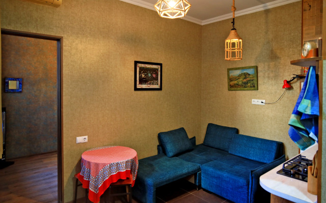 Domik Bibliotekarya Flat