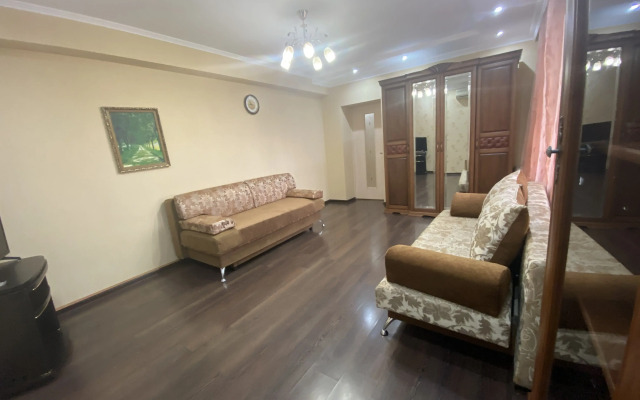 Квартира Просторная с Новым Ремонтом