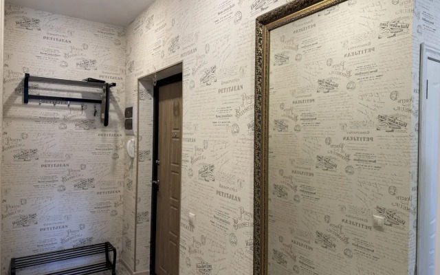 276 prostornaya u morya s balkonom Flat