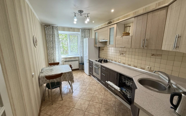 Квартира Трехкомнатная с балконом