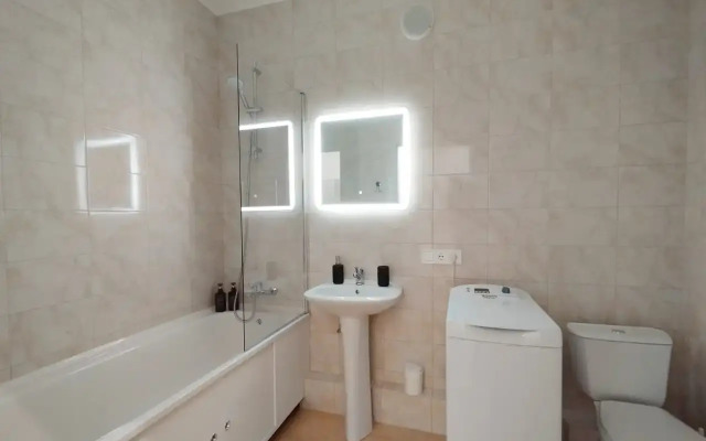 Yevrodvushka Ryadom S Tsentrom Flat