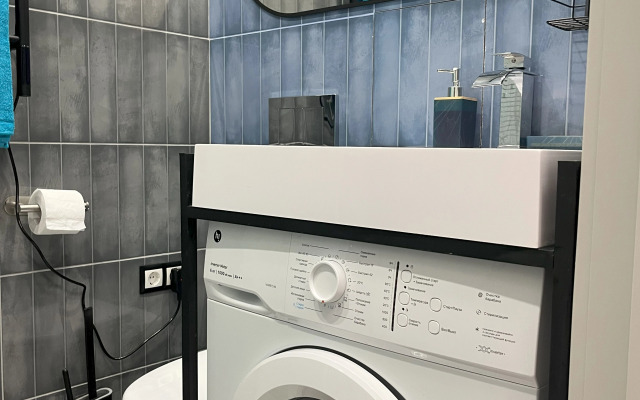 Royal Energy Flat