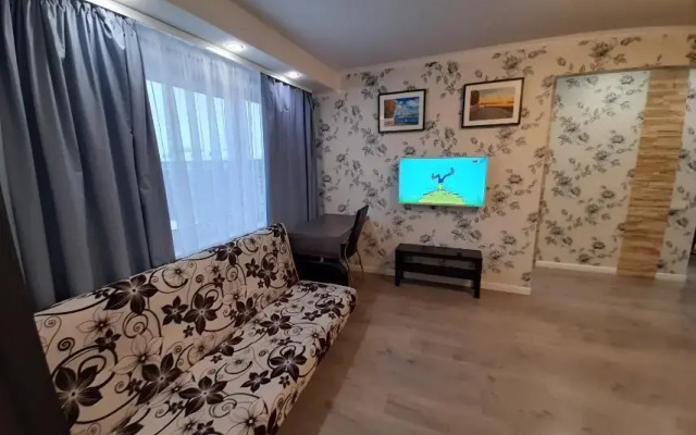 Квартира двухкомнатная рядом с ТРК Мурманск Молл