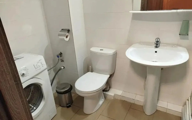 3 Апартаменты Радиус для пары с ортопедическим диваном (10)