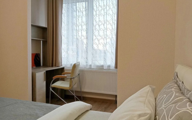 Na Sapfirnoy Ulitse 13 Flat