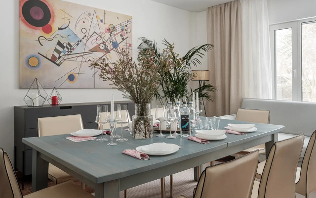 Sherl Private house