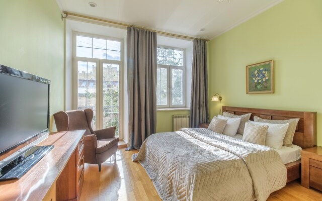3 Spalni U Manezhnoy Ploschadi 8 gostei Apartments