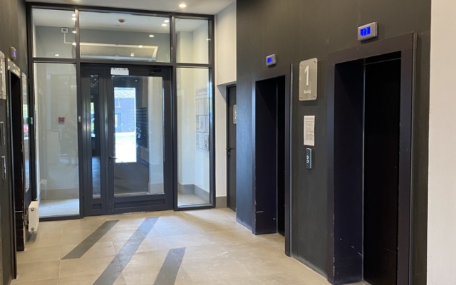 Апартаменты в 100м от метро Спартак