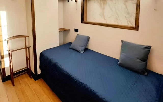 Ryadom s Morem i Vokzalom Flat
