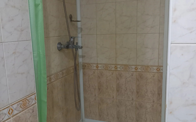 Zvyozdnoye Trio Flat