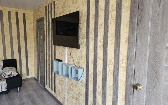 L.v.hotels Na Pervomayskoy 18a Flat