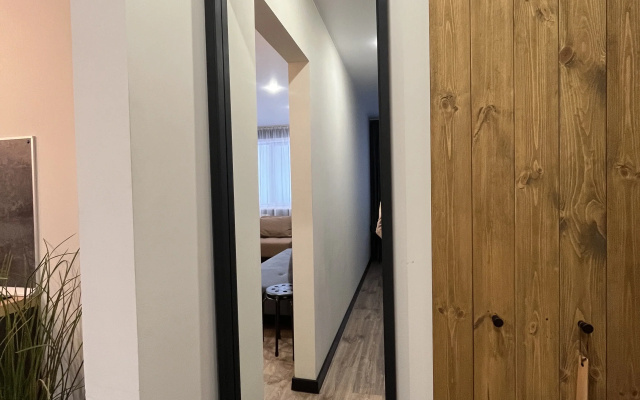 Apartamenty Upiter 1 na Krasnoj radom s Central'noj plosad'u, Krytym rynkom i Gospitalem na Krasnoj 12