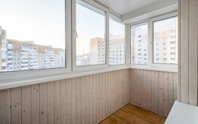 Apartamenty Ladgorna cetyrehkomnatnye  vozle TC Galerea