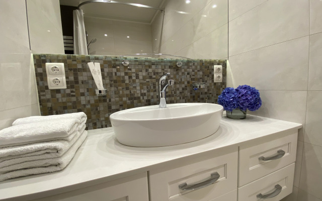 Квартира Трехкомнатные апартаменты в Рыбной деревне