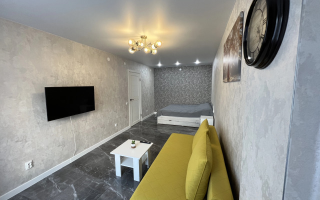 Na Zavelichenskoy Flat