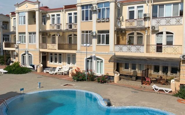 Moynaki Evpatoriya Apartments