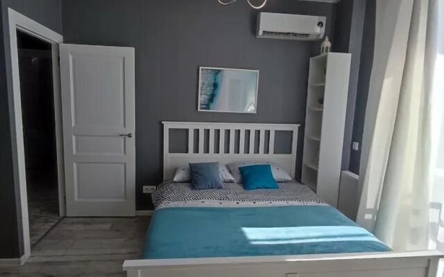 Апартаменты с Балконом и Видом на Город на Ленина 59Р