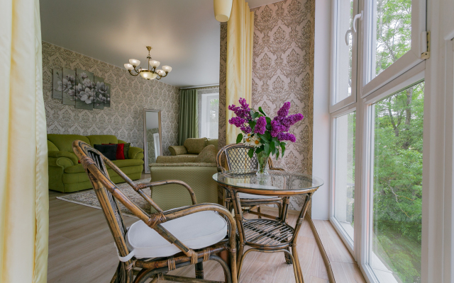 Apartamenty Kvartira Tsentr Turgeneva 10b Flat