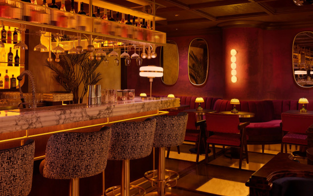Shining Star Hotel