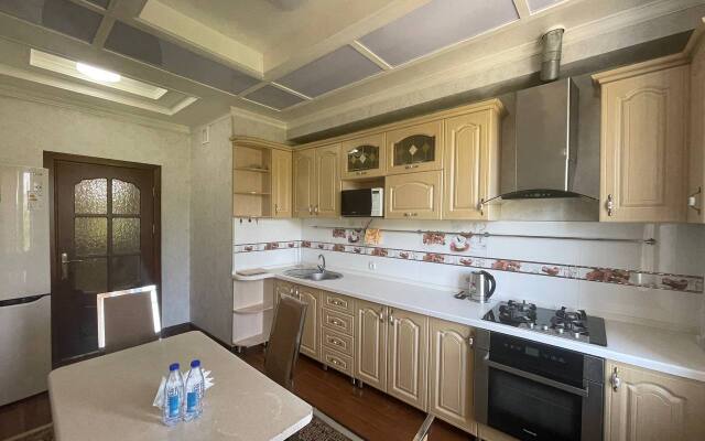Navoi 39 Apartments