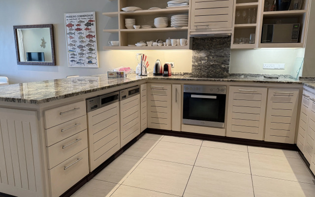 Stilnye Prostornye Na Eden Island Apartments