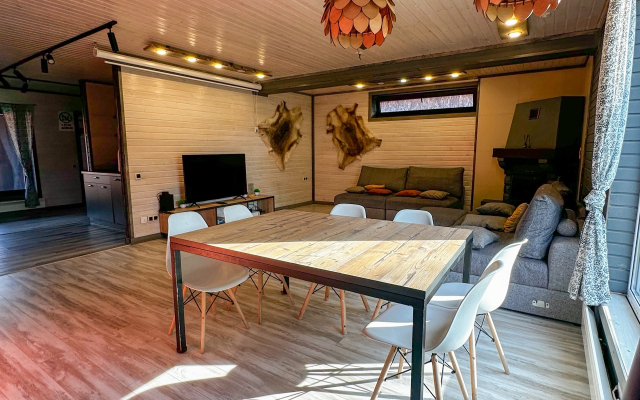 Семейно-Туристический загородный клуб Карамелькино Коттедж 1