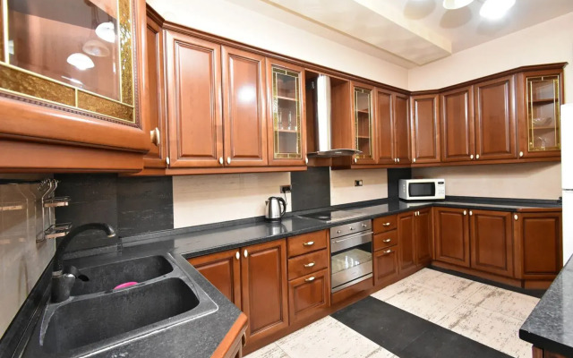 3-K v Novostroyke, Severny Prospekt, Hh335 Flat