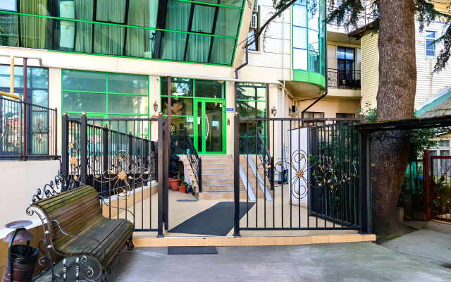 Green Sail Apartments