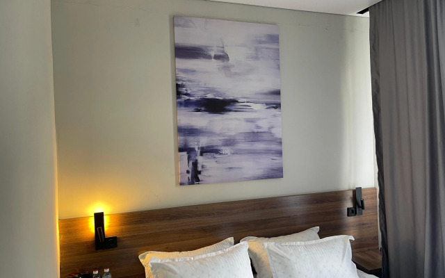 Hotel Airis Residence