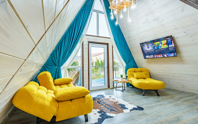 Dizaynerskiy relax A-Frame Private house