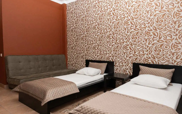 Отель Надежда