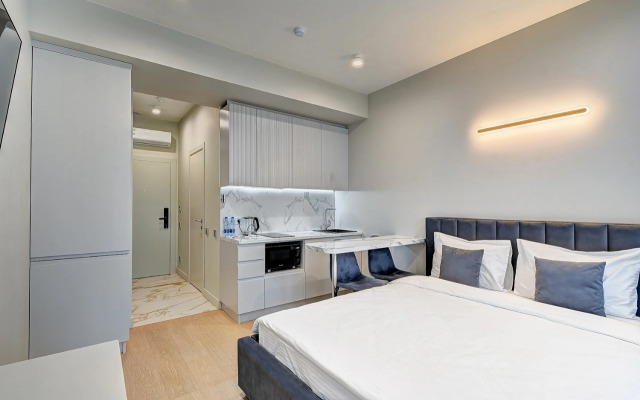 S Pryamym Vidom na More Apartments