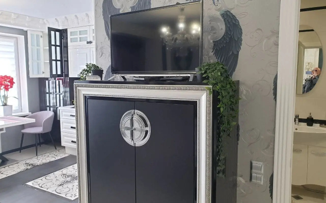 Апартаменты 1-комнатные Home Aprt П. Мстиславца, 24