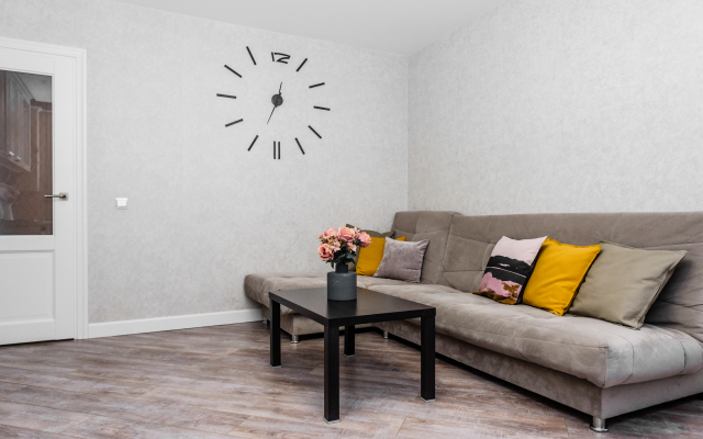 Квартира ApartHause рядом с ЖД-вокзалом и удаленным заездом